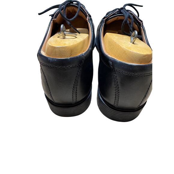 NWOT-Clarks Tilden Mens Leather Cap-Toe Dress Shoes Size 11W - Picture 4 of 11